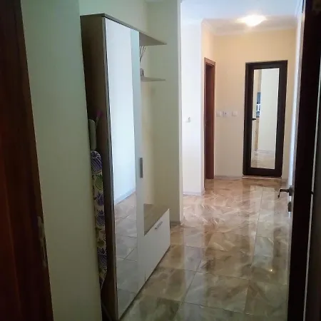 Private Apartament Sea View Апартамент *
